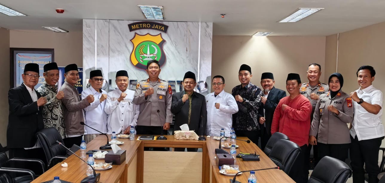 Sinergi Ulama dan Umara, Komisi KAUB MUI Kota Depok Sambangi Polres Metro Depok Perkuat Kerukunan Warga